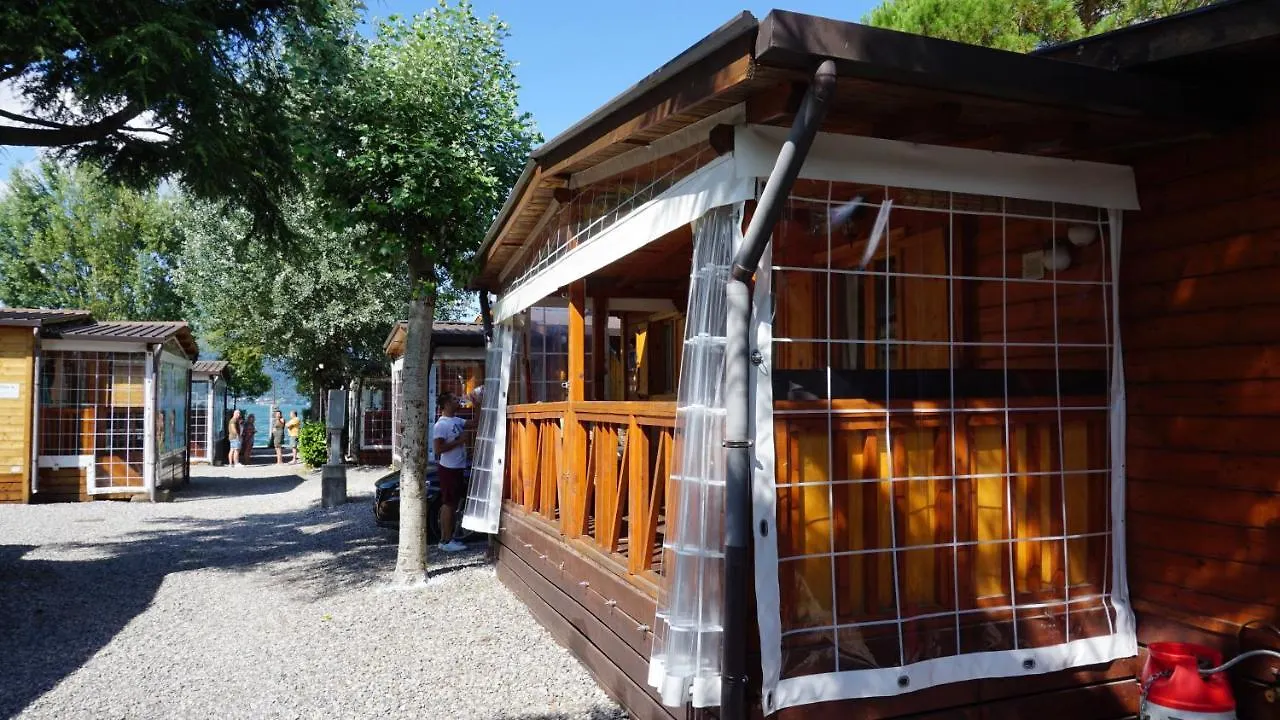 Campingplatz Hotel Vakantiehuis Casasdecasper - Camping Italie Porlezza